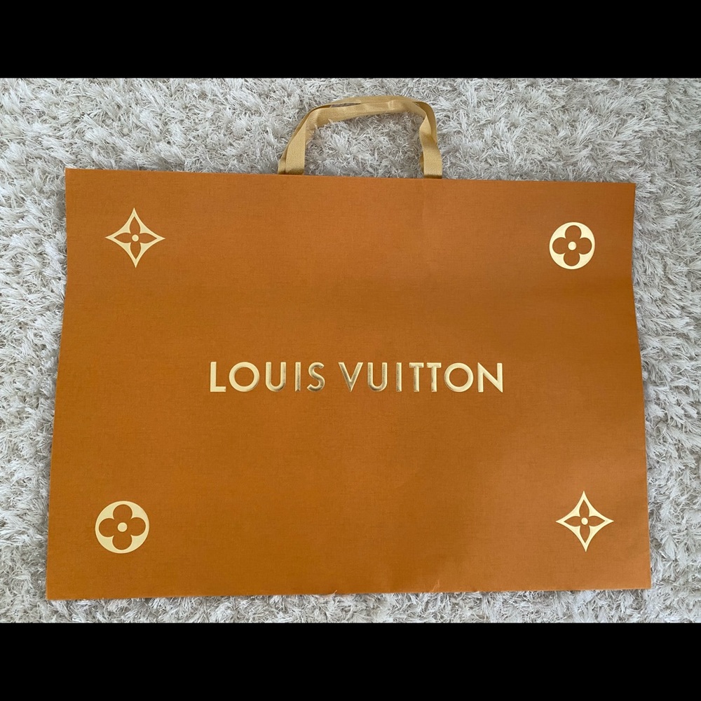 Louis Vuitton Jumbo Paper Shopping Bag